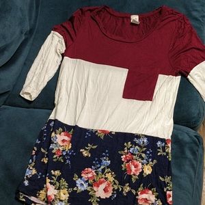 Floral half sleeve top Size S